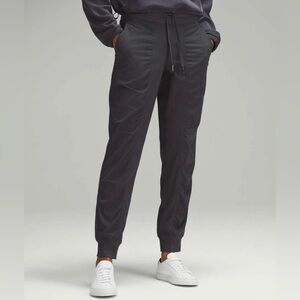 Lululemon Dance Studio Mid-Rise Jogger Full Length Size 6 Athleisure Black Pants